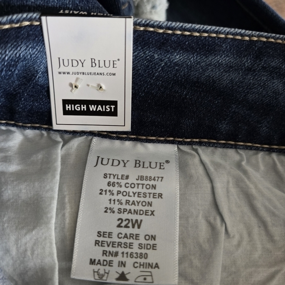 🔥NWT Judy Blue Madelyn High Rise Button Fly Skinny, Size 22W - Picture 11 of 12